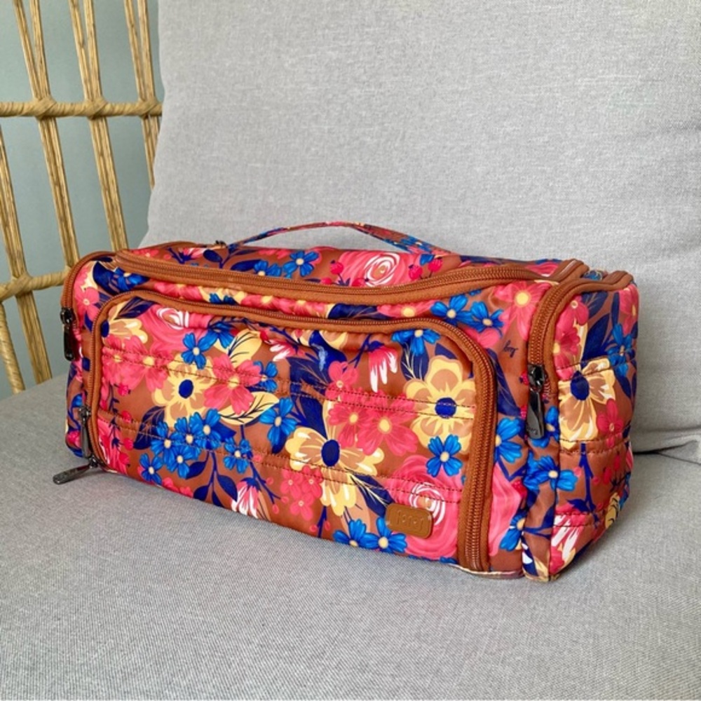 ✈️ Lug XXL Train Case Cosmetic Organizer – Floral Travel Case for Suitcase